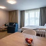 Romance And Family Hotel