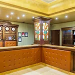 Romance And Family Hotel