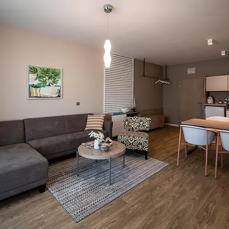 Hotel Romance And Family St Constantin et Helena