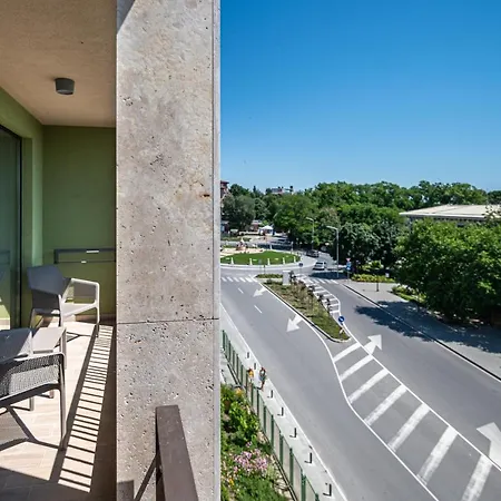 Romance And Family Hotel 4*
