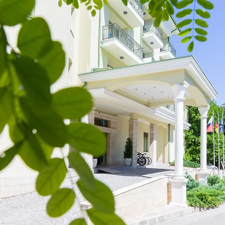 Szálloda Romance And Family 4*