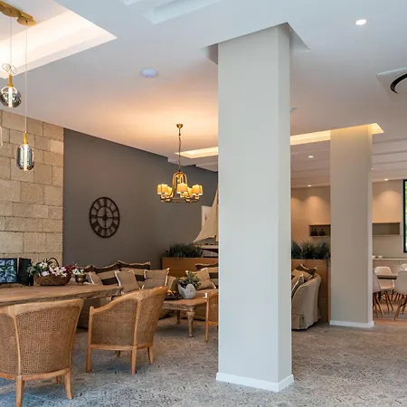 Hotel Romance And Family 4*