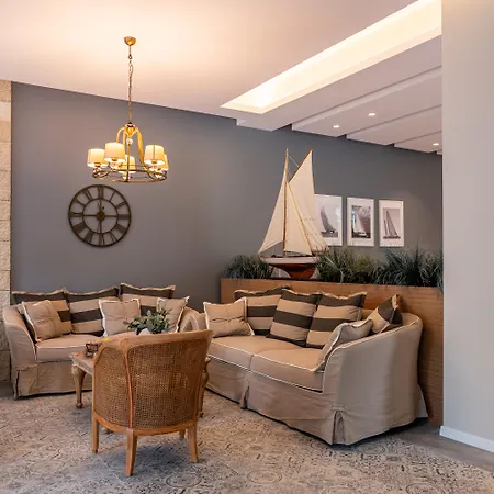 Romance And Family Hotel 4*