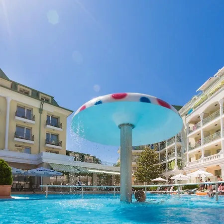 Romance And Family Hotel Saints Constantine and Helena