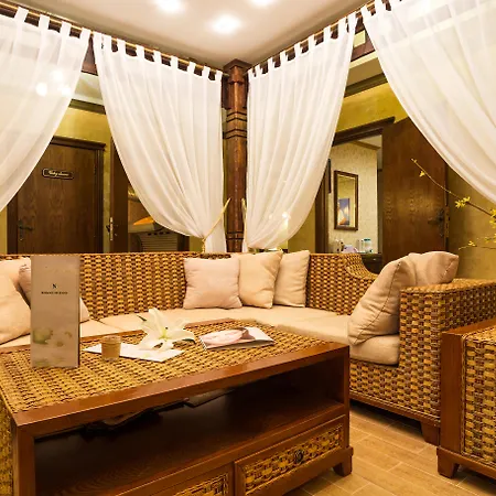 Romance And Family Hotel 4*