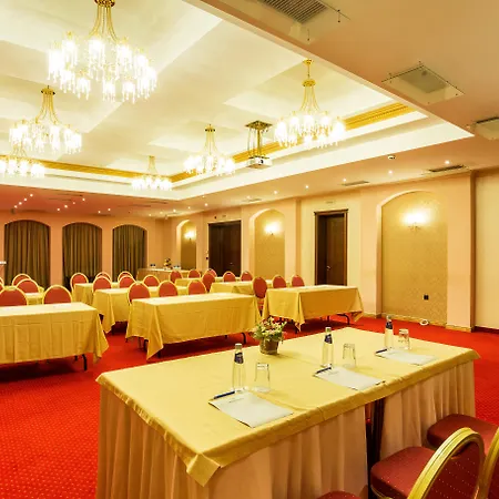 فندق Romance And Family 4*