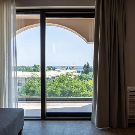 Romance And Family 4* سينتس قسطنطين وهيلينا