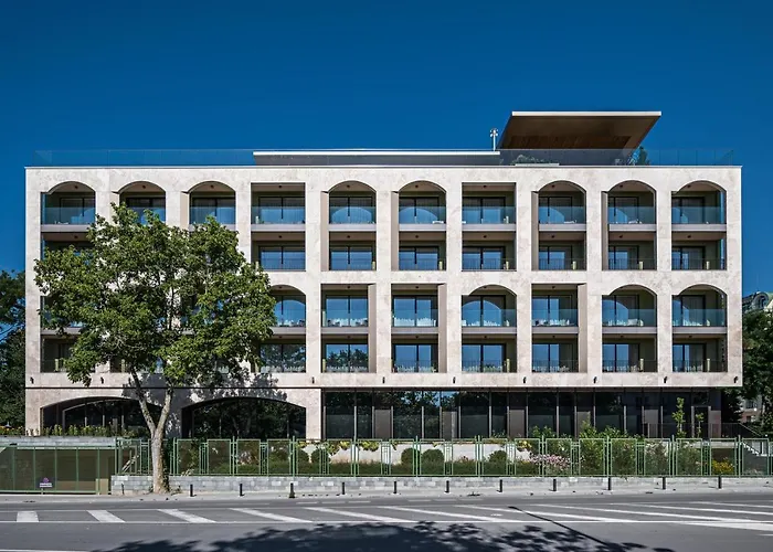 Romance And Family Hotel Saints Constantine and Helena