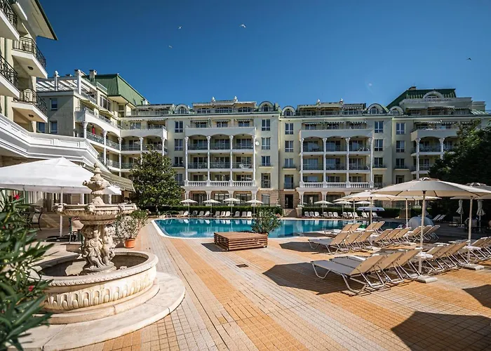 Romance And Family فندق