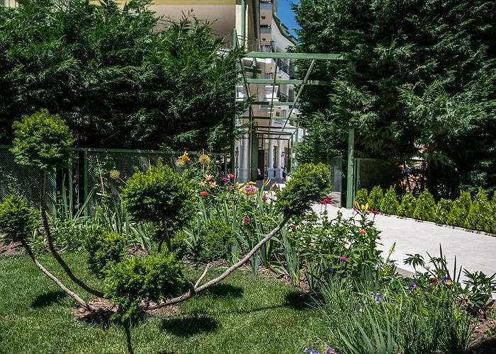 Romance And Family Hotel Saints Constantine and Helena