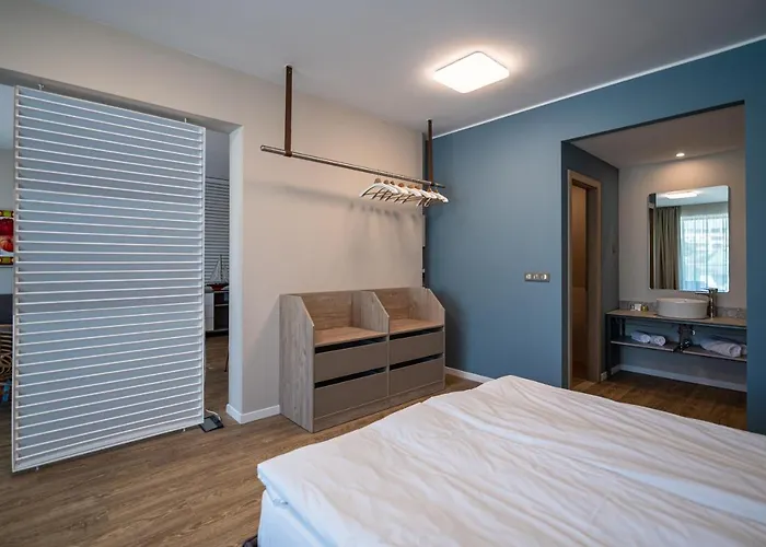 فندق Romance And Family