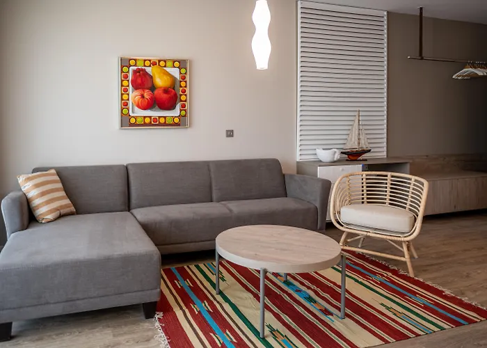 Hotel Romance And Family