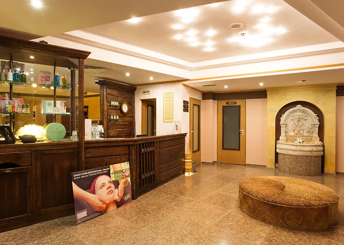 Hotel Romance And Family 4*