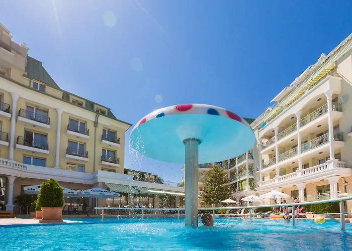 Romance And Family Hotel Saints Constantine and Helena